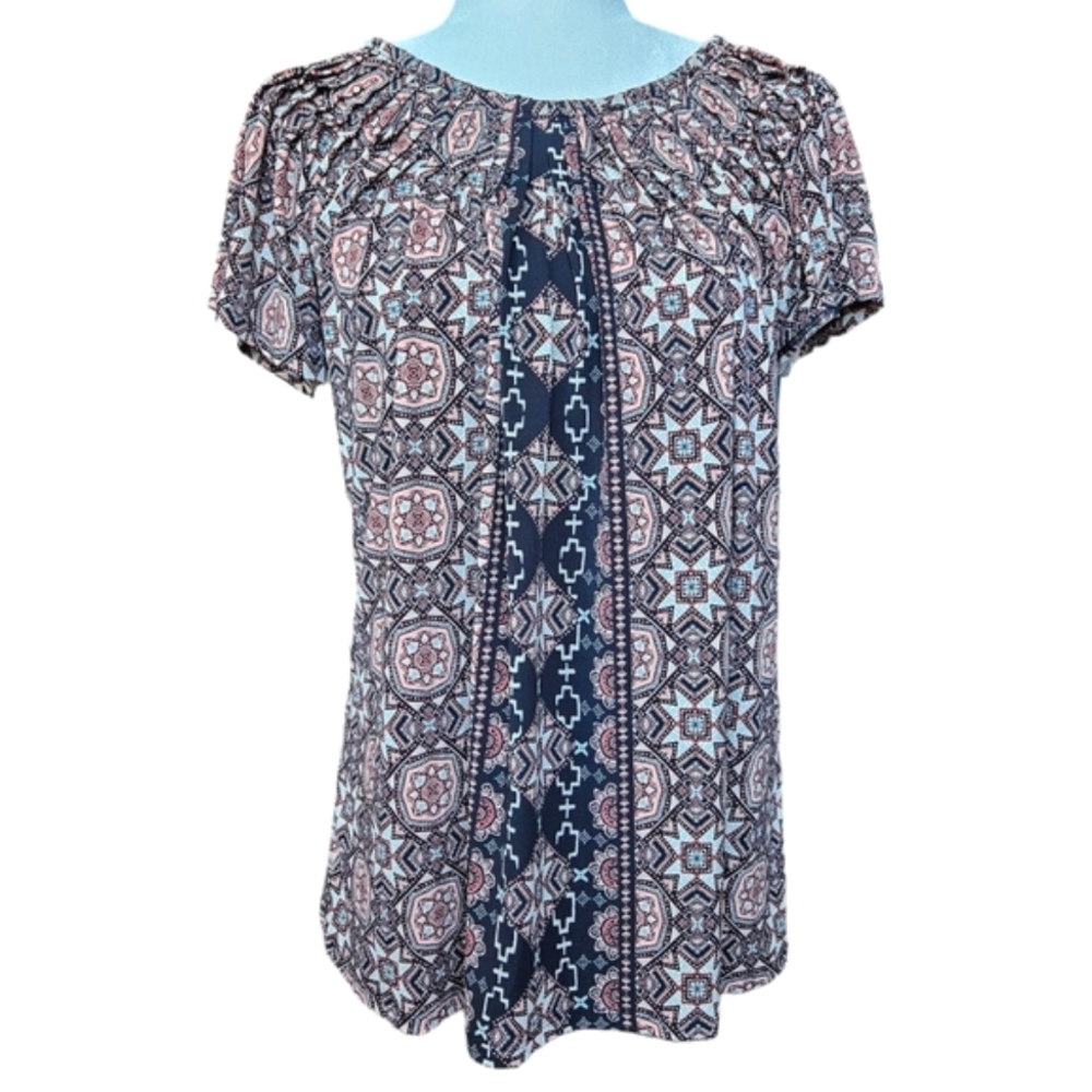 2/$30 Style & Co multicolor top geometric pattern short sleeve pleated neck sz M